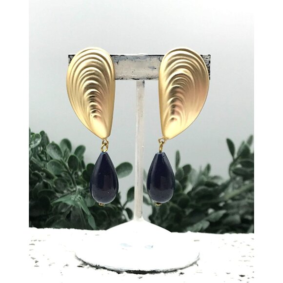 Vintage Gold & Navy Teardrop Clip-On Earrings - Picture 6 of 7